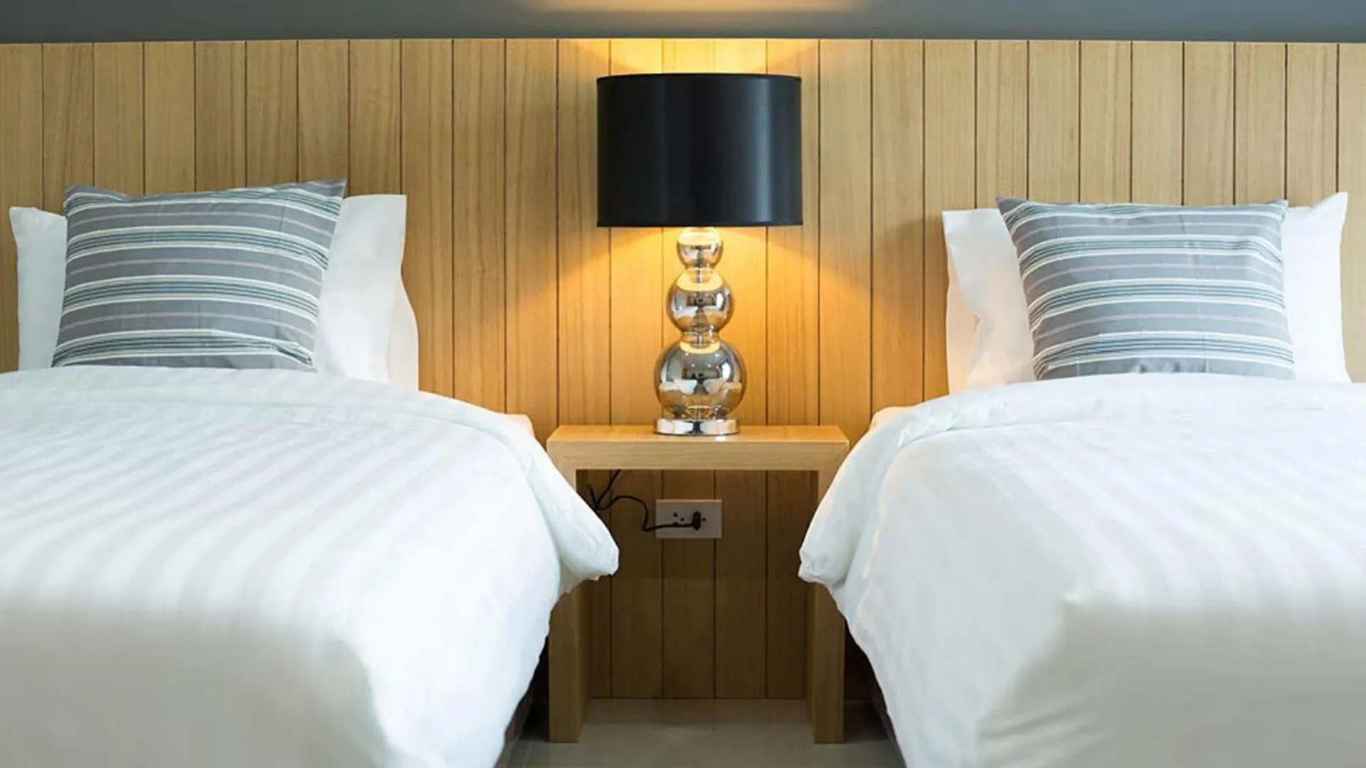Pixel Hostel Phuket Airport Thalang 3*,  Tailândia