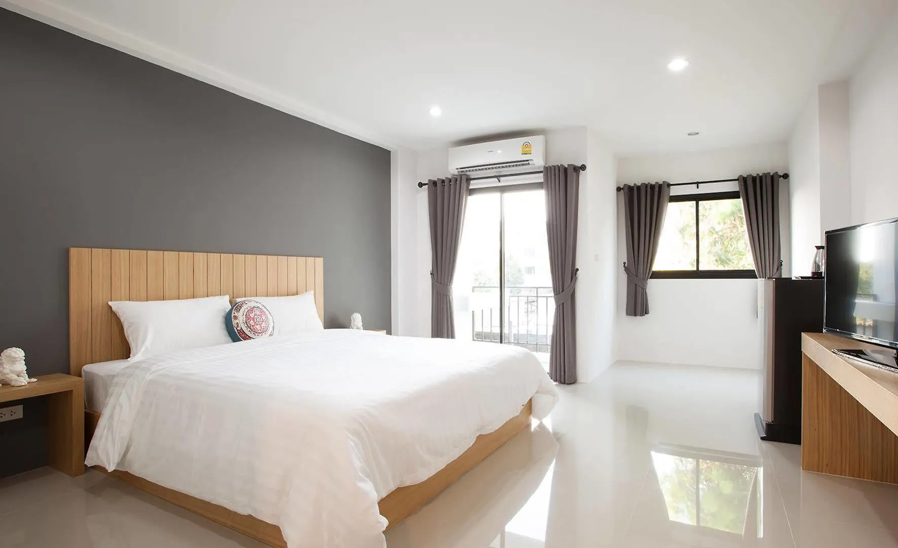 Pixel Hostel Phuket Airport Thalang Hotel